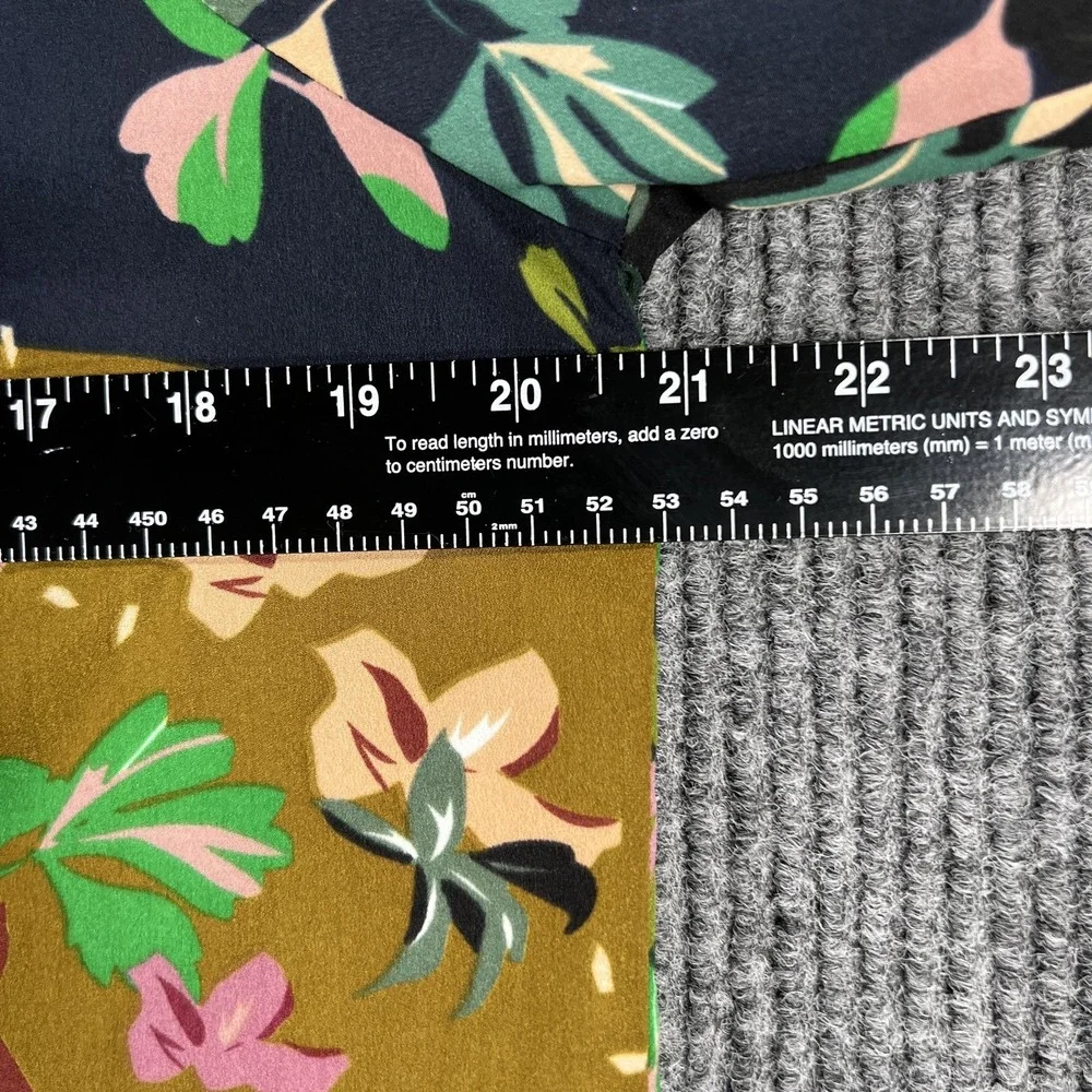 Cabi Shirt Womens Medium‎ Multicolor Floral Geometric Button Up Blouse Top 5520 - Picture 11 of 15